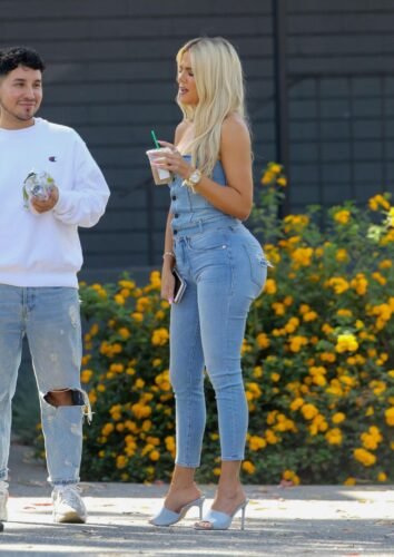 Khloé Kardashian Feet Toes And Soles 1375