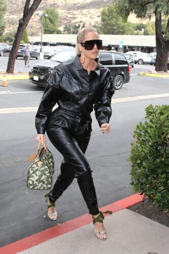 Khloé Kardashian Feet Toes And Soles 1405