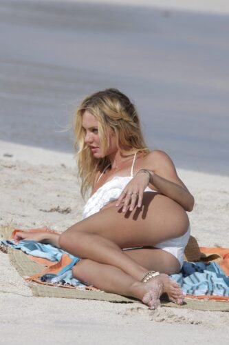 Candice Swanepoel Feet Toes And Soles 509