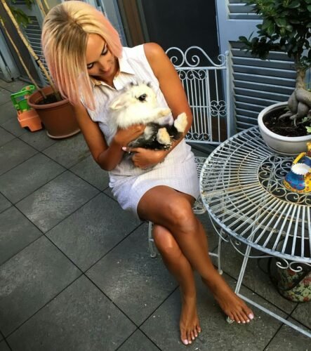 Caterina Balivo Feet Toes And Soles 409