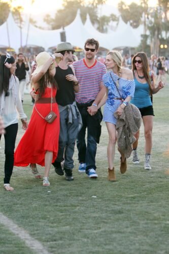 Nina Dobrev Feet Toes And Soles 285
