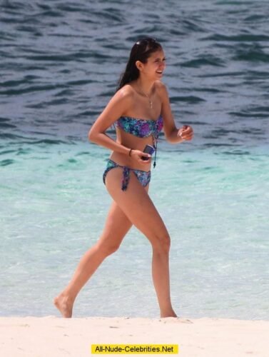 Nina Dobrev Feet Toes And Soles 592