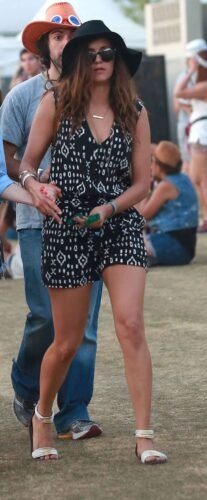 Nina Dobrev Feet Toes And Soles 864