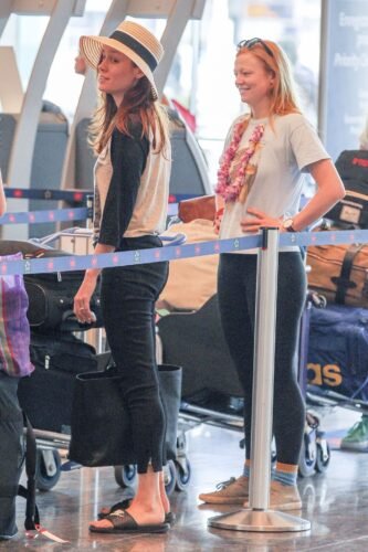 Brie Larson Feet Toes And Soles 195