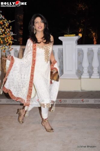 Priyanka Chopra Jonas Feet Toes And Soles 83