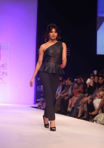 Priyanka Chopra Jonas Feet Toes And Soles 261