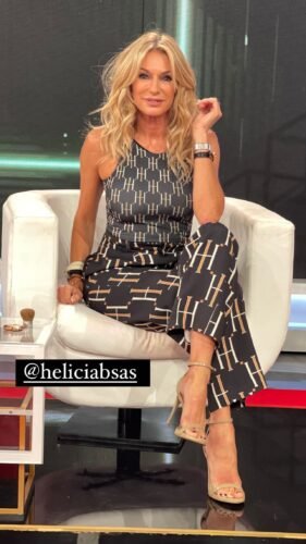 Yanina Latorre Feet Toes And Soles 1001
