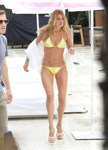 Doutzen Kroes Feet Toes And Soles 450