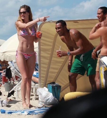 Doutzen Kroes Feet Toes And Soles 514