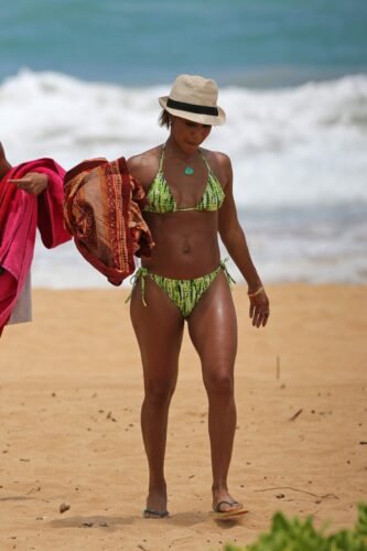 Jada Pinkett Smith Feet Toes And Soles 300