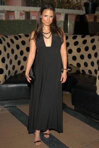 Jordana Brewster Feet Toes And Soles 165