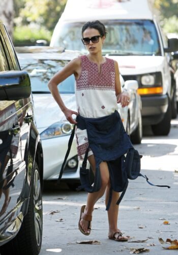 Jordana Brewster Feet Toes And Soles 514