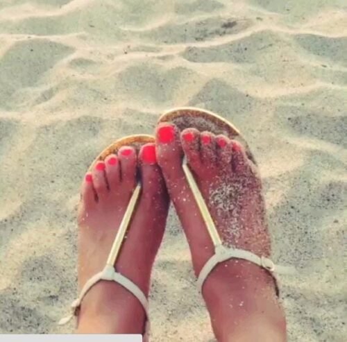 Shay Mitchell Feet Toes And Soles 490