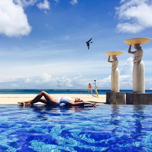 Shay Mitchell Feet Toes And Soles 557