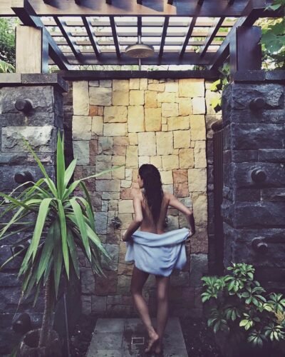 Shay Mitchell Feet Toes And Soles 844