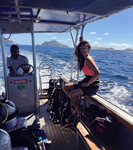 Shay Mitchell Feet Toes And Soles 851