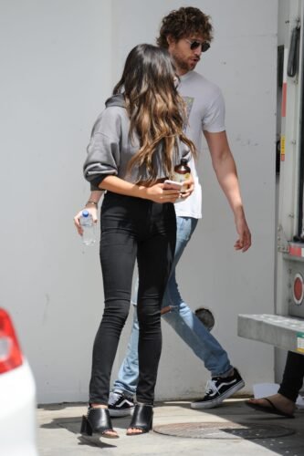 Shay Mitchell Feet Toes And Soles 866