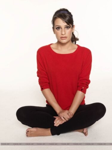 Lea Michele Feet Toes And Soles 194