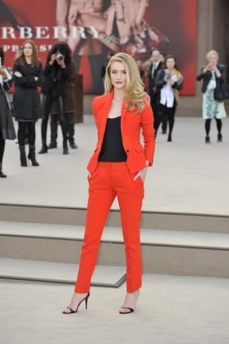 Rosie Huntington-Whiteley Feet Toes And Soles 320