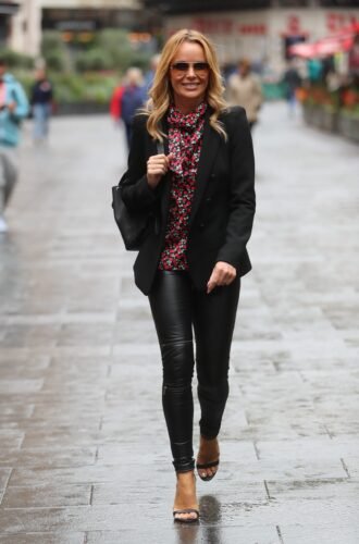 Amanda Holden Feet Toes And Soles 871