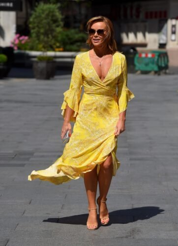 Amanda Holden Feet Toes And Soles 1070