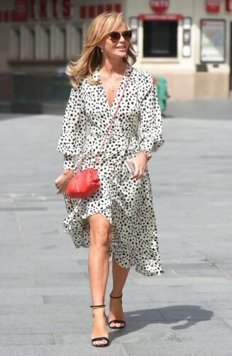 Amanda Holden Feet Toes And Soles 1096