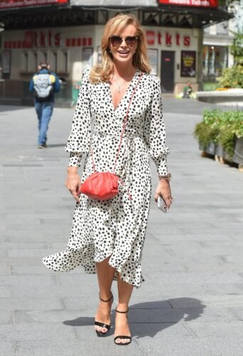 Amanda Holden Feet Toes And Soles 1097