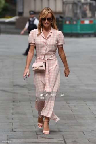 Amanda Holden Feet Toes And Soles 1106