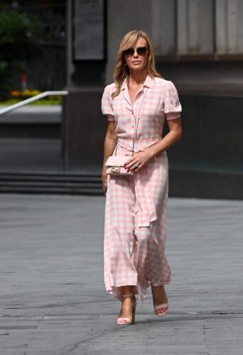 Amanda Holden Feet Toes And Soles 1114