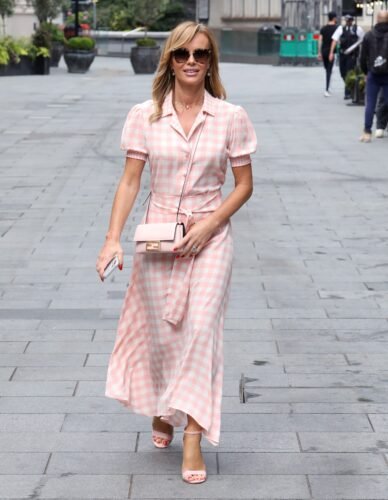 Amanda Holden Feet Toes And Soles 1115