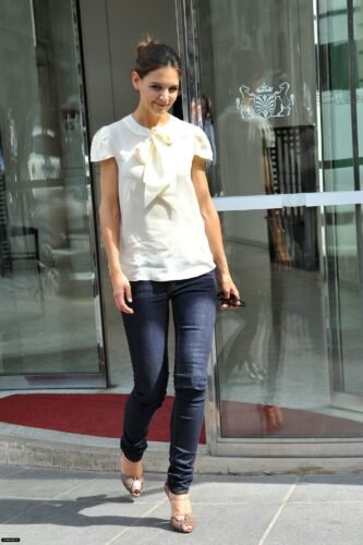 Katie Holmes Feet Toes And Soles 573