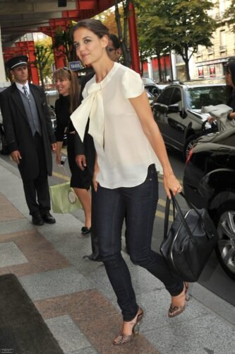 Katie Holmes Feet Toes And Soles 574