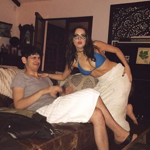 Elizabeth Gillies Feet Toes And Soles 211