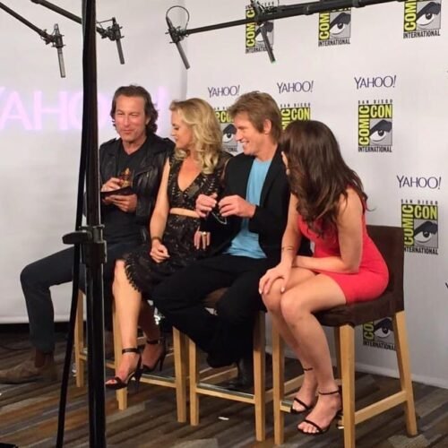 Elizabeth Gillies Feet Toes And Soles 216