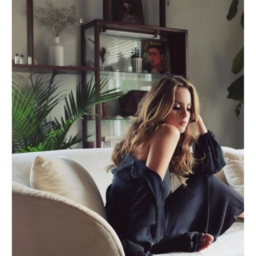 Elizabeth Gillies Feet Toes And Soles 357