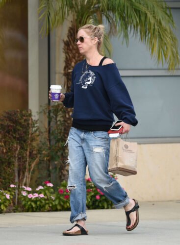 Christina Applegate Feet Toes And Soles 334