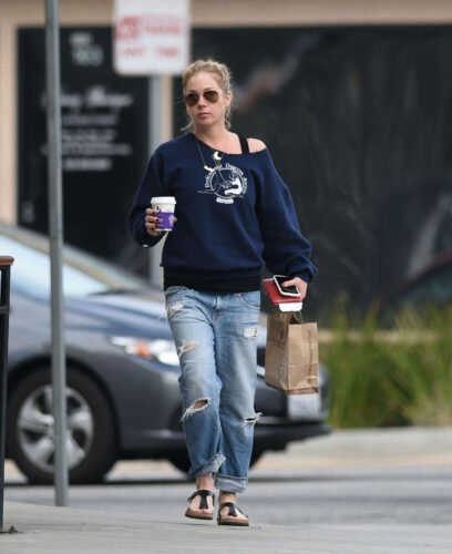 Christina Applegate Feet Toes And Soles 335