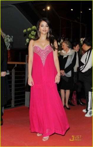 Aishwarya Rai Bachchan Feet Toes And Soles 42