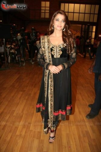 Aishwarya Rai Bachchan Feet Toes And Soles 94