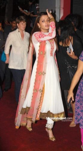 Aishwarya Rai Bachchan Feet Toes And Soles 114