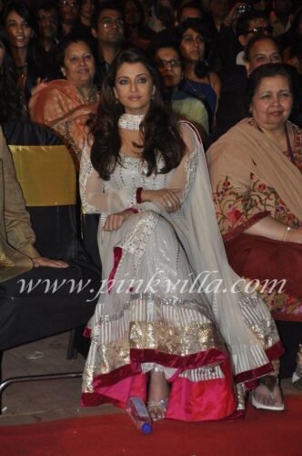 Aishwarya Rai Bachchan Feet Toes And Soles 265