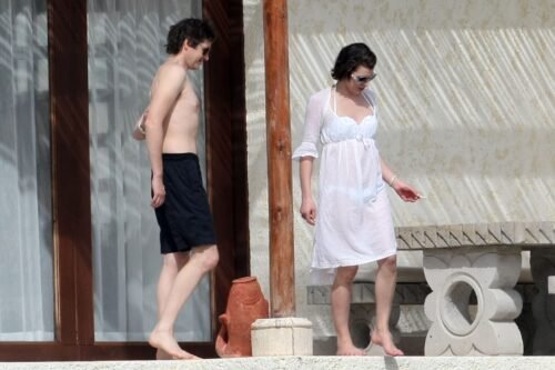 Milla Jovovich Feet Toes And Soles 113