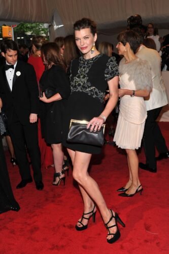 Milla Jovovich Feet Toes And Soles 194