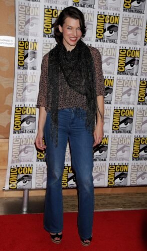 Milla Jovovich Feet Toes And Soles 327