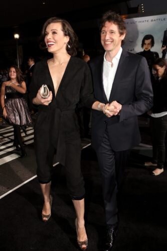 Milla Jovovich Feet Toes And Soles 341