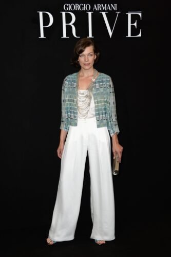 Milla Jovovich Feet Toes And Soles 429