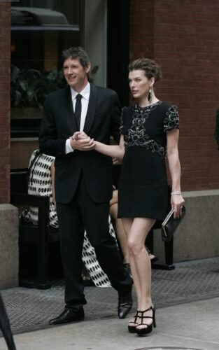 Milla Jovovich Feet Toes And Soles 438