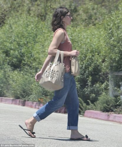 Milla Jovovich Feet Toes And Soles 498