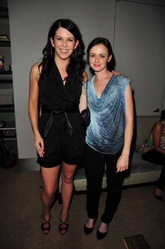 Lauren Graham Feet Toes And Soles 227