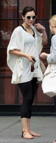 Katharine McPhee Feet Toes And Soles 639